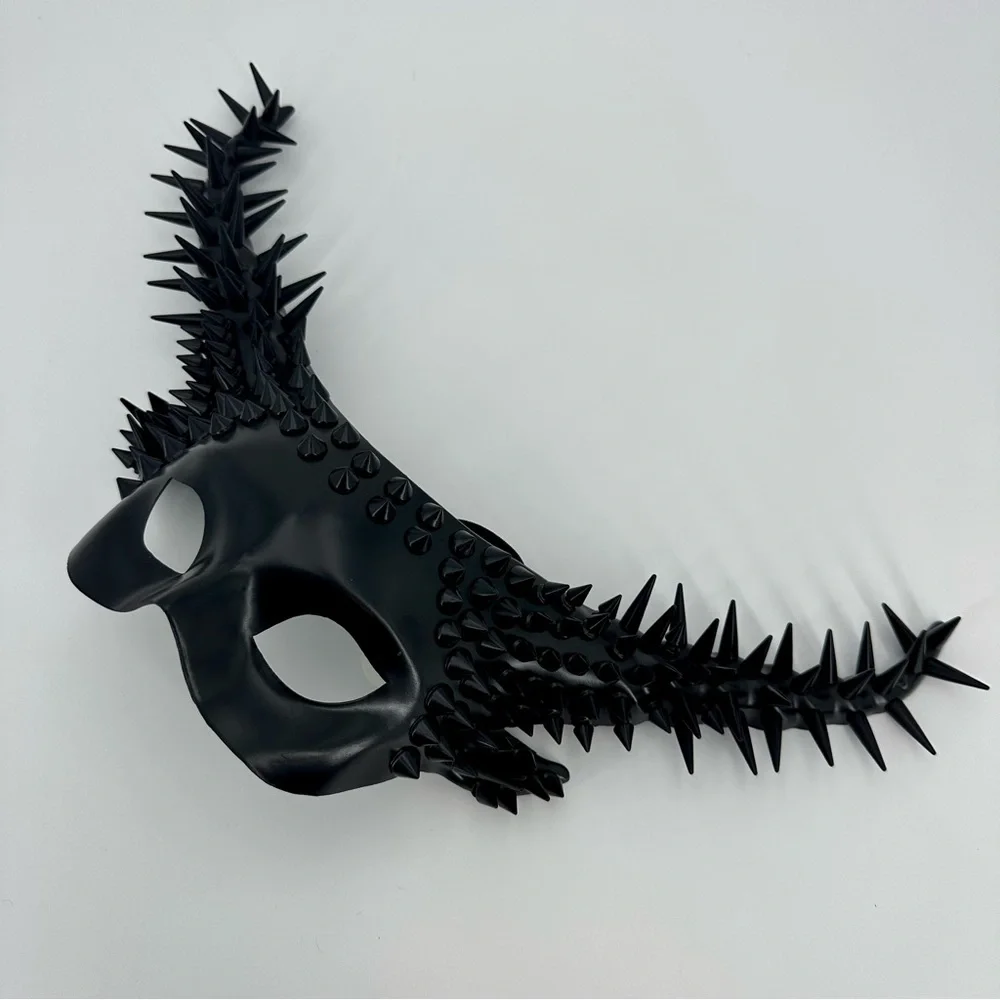 Majestic Mythological Creature Mask - Black Spiked Horns
